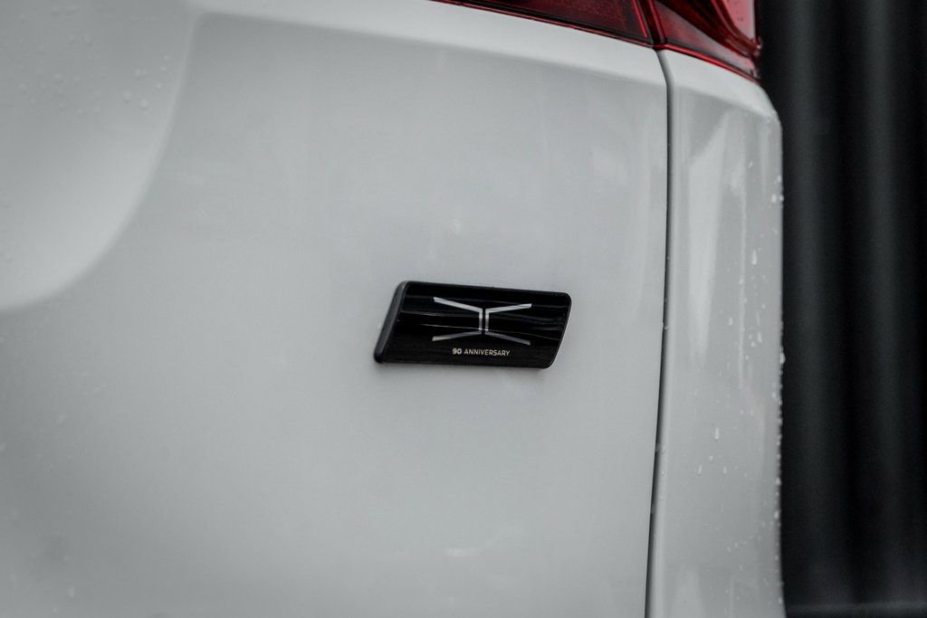 New 2026 Jaguar F-PACE R-Dynamic S image 9