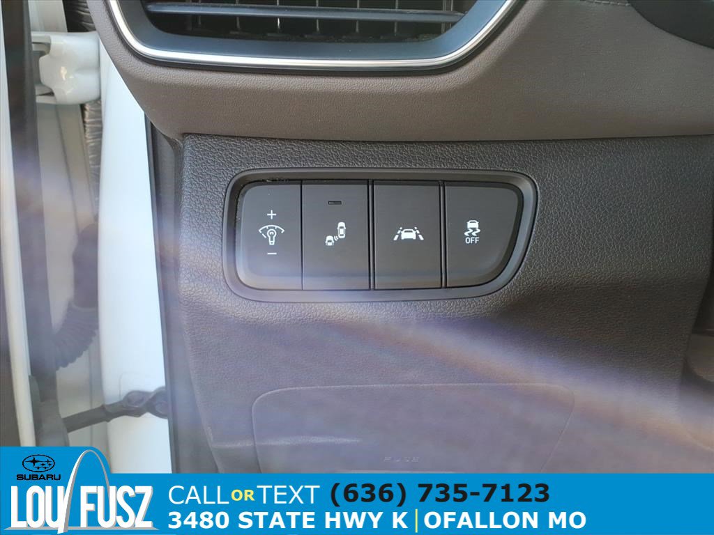 Used 2019 Hyundai Santa Fe SE image 23