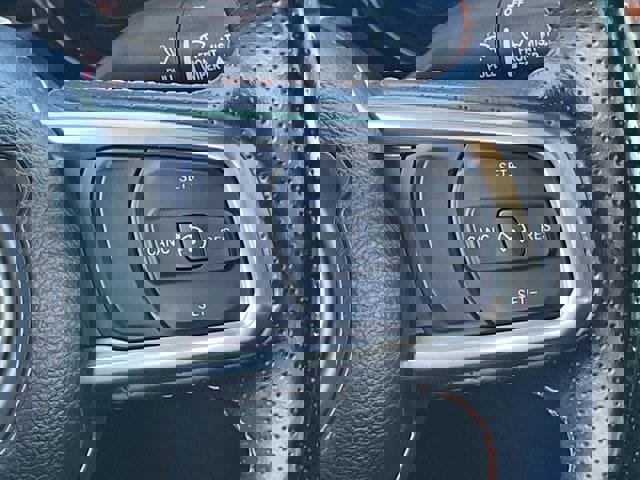 Used 2022 Jeep Gladiator Mojave w/ Cold Weather Group image 13