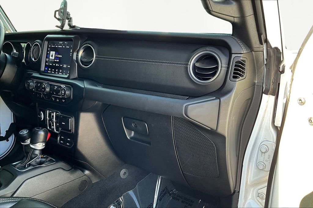 Used 2021 Jeep Gladiator Overland w/ Popular Equipment Package image 16