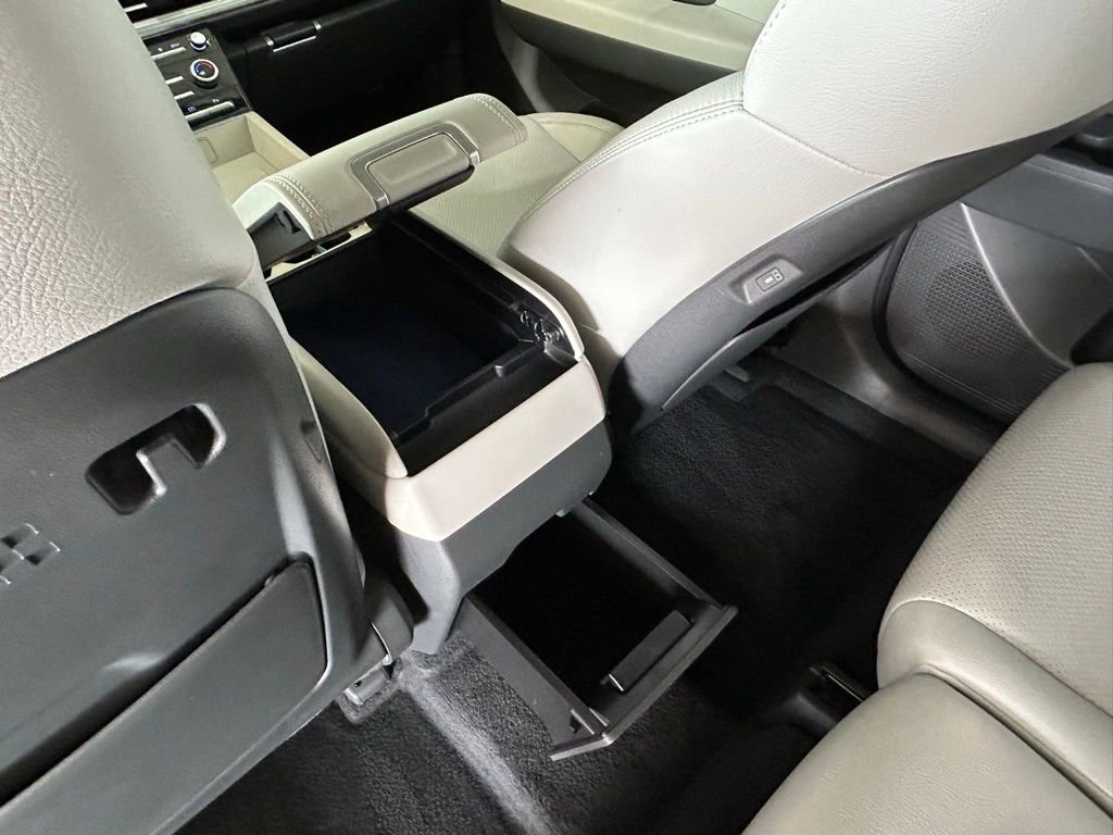 Used 2025 Hyundai Santa Fe SE image 36