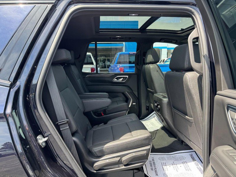 Used 2023 Chevrolet Tahoe Z71 w/ Z71 Off-Road Package AWD/4WD image 10