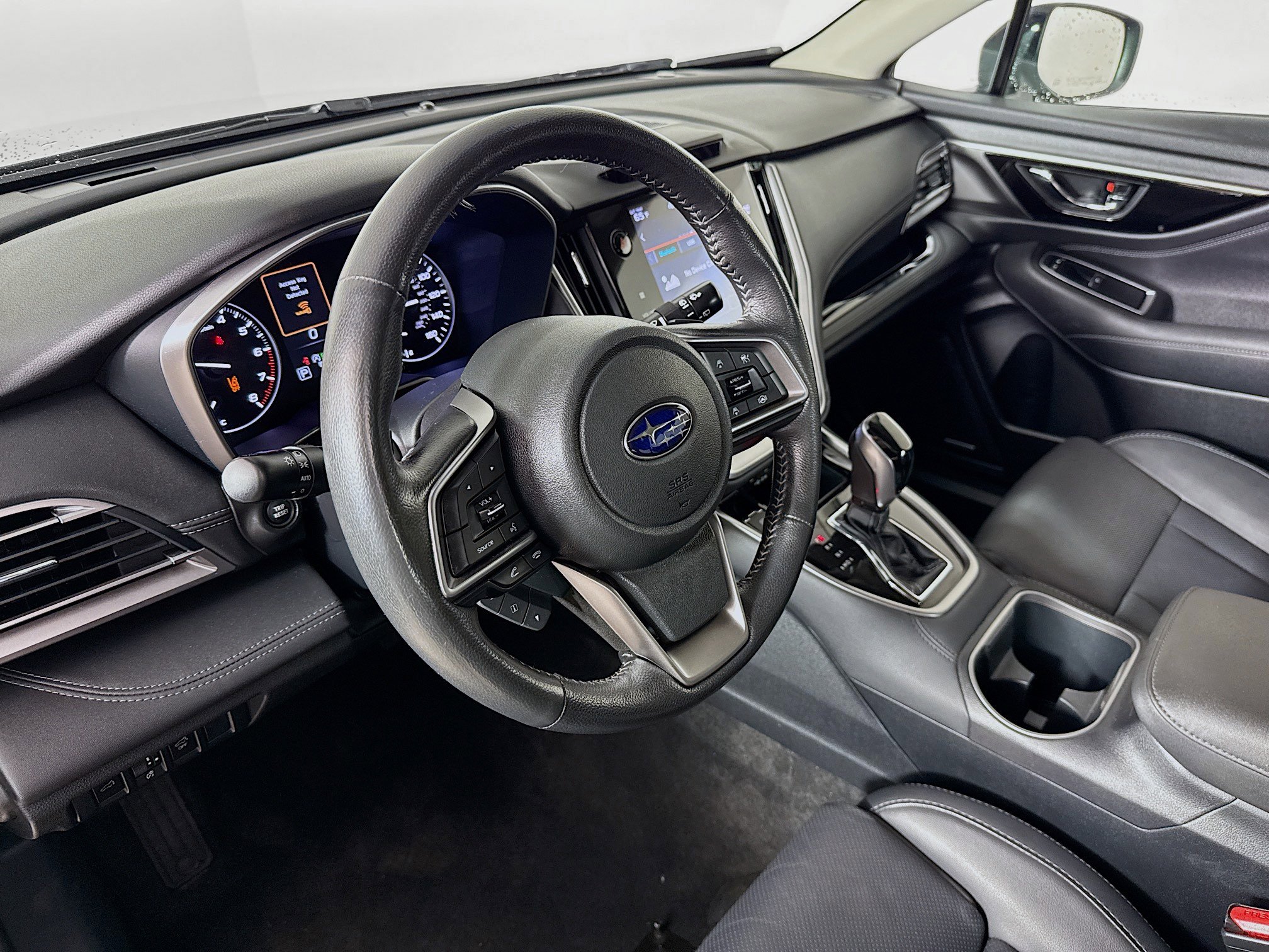 Used 2022 Subaru Outback Limited XT image 8