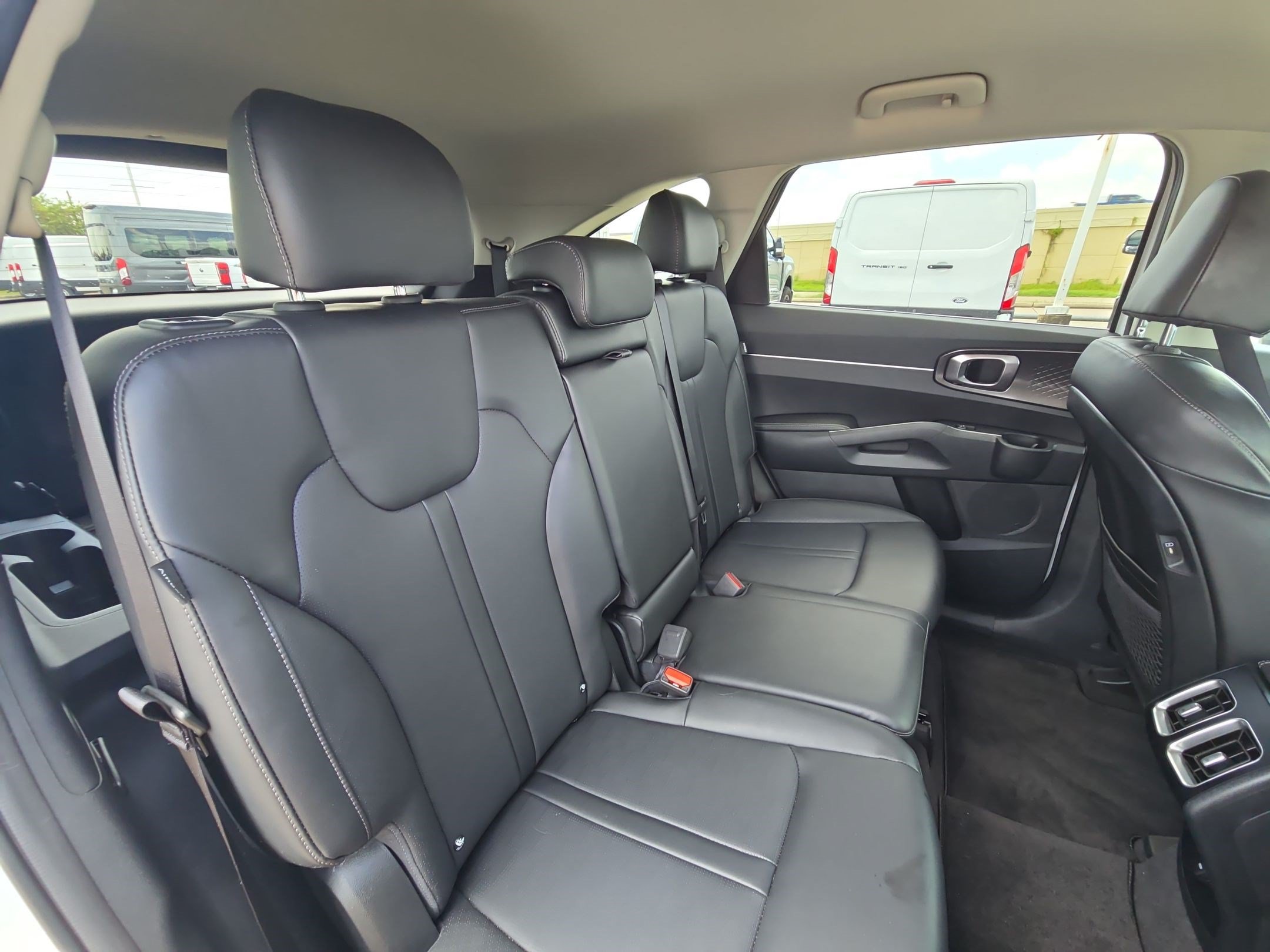 Used 2025 Kia Sorento S FWD image 54