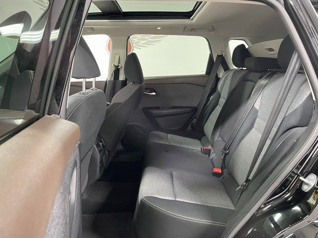 Used 2021 Nissan Rogue SV AWD/4WD image 21