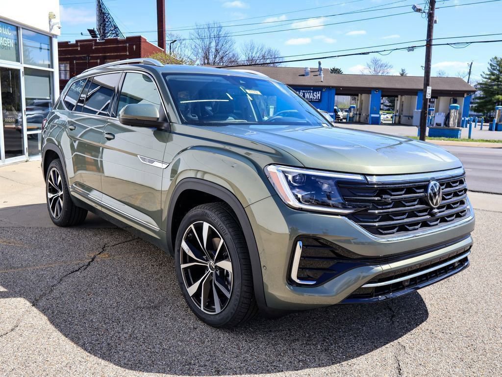 New 2026 Volkswagen Atlas SEL Premium R-Line image 7