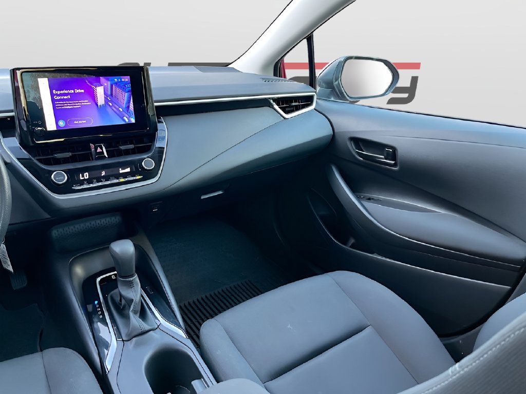 Used 2025 Toyota Corolla LE FWD image 22
