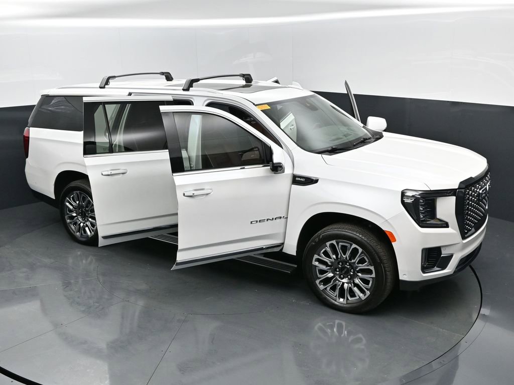 Used 2024 GMC Yukon XL Denali Ultimate image 35