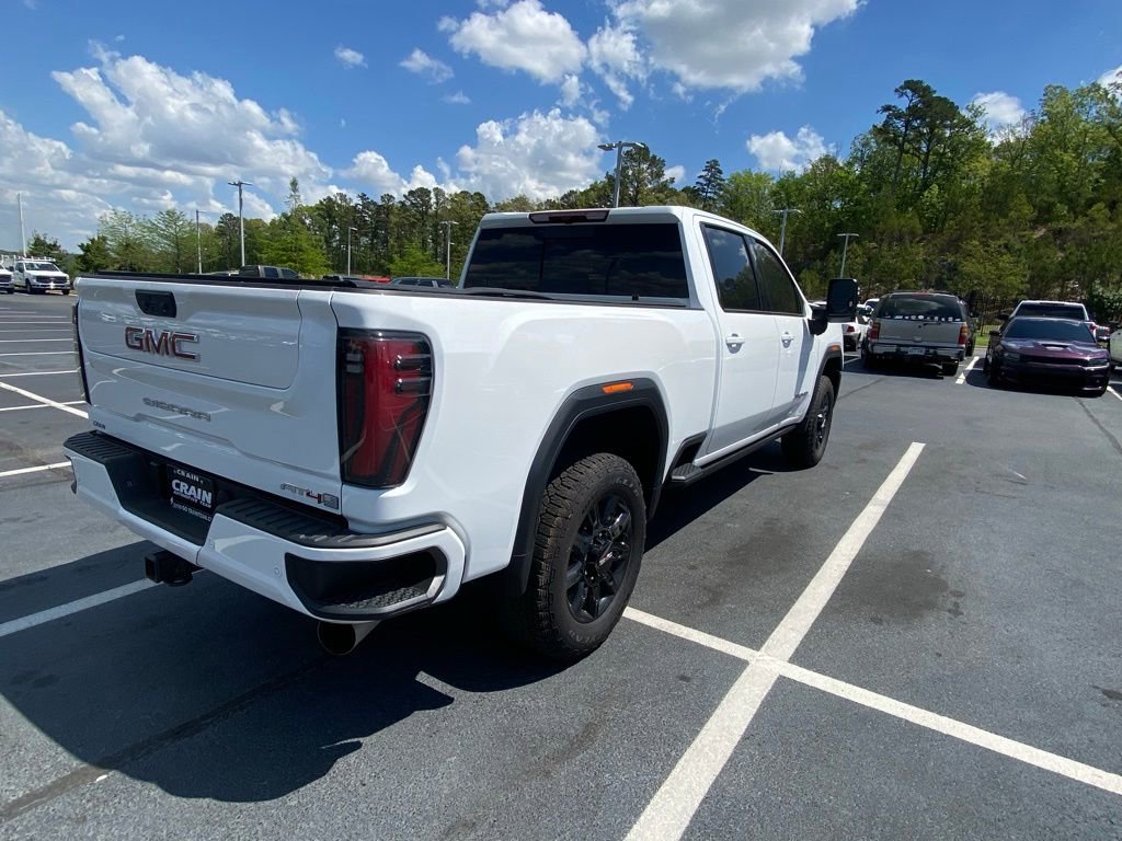 Used 2024 GMC Sierra 2500 AT4 w/ AT4 Preferred Package image 7