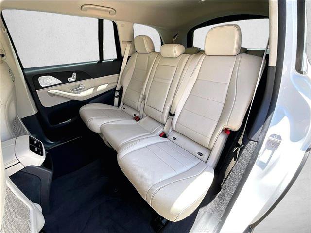 Used 2020 Mercedes-Benz GLS 450 4MATIC image 27