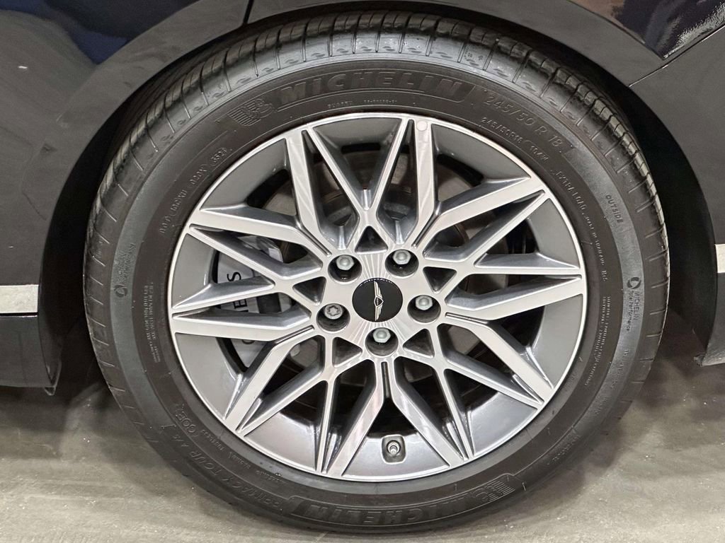 Used 2025 Genesis G80 2.5T AWD/4WD image 11