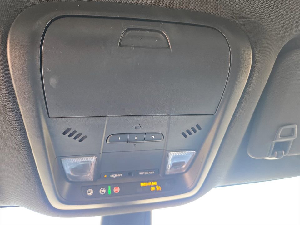 Used 2024 Buick Enclave Premium image 26