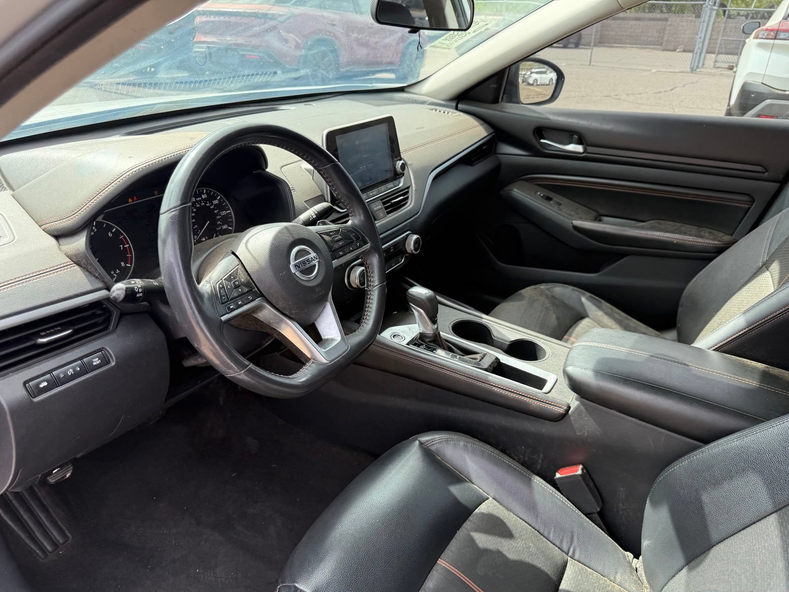 Used 2022 Nissan Altima 2.5 SR FWD image 11