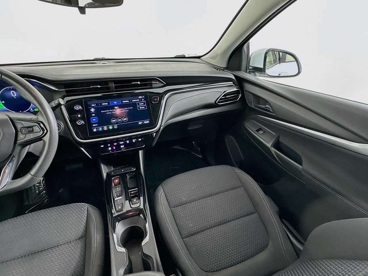 Used 2023 Chevrolet Bolt EUV LT FWD image 12