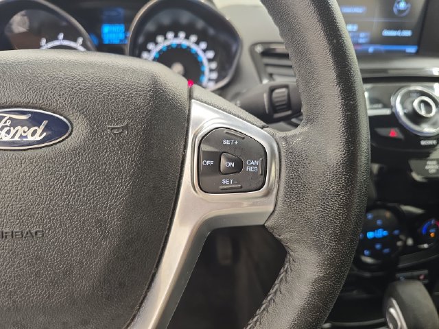 Used 2014 Ford Fiesta Titanium FWD image 31