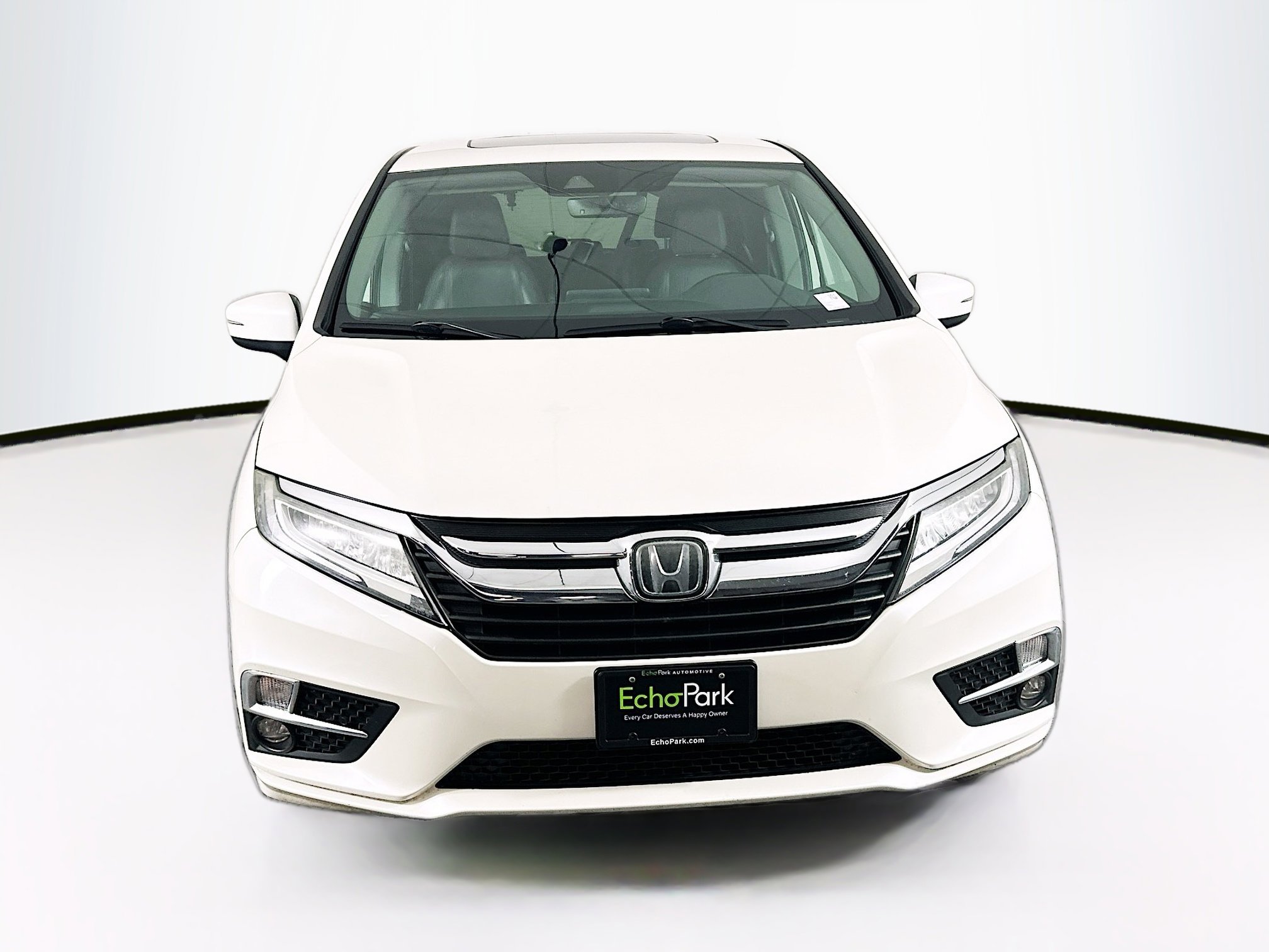 Used 2019 Honda Odyssey Touring image 2