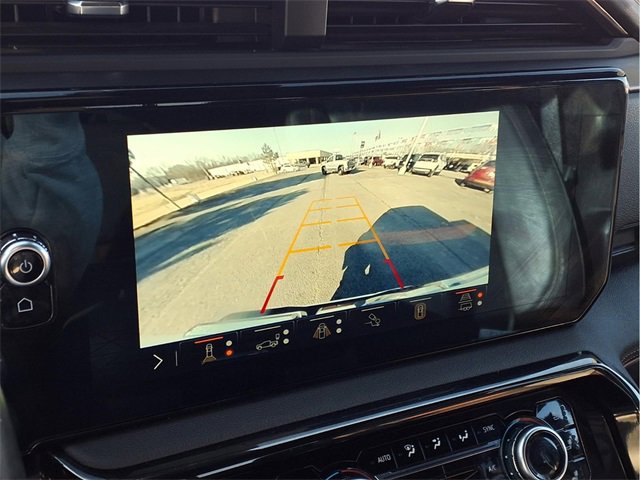 Used 2024 GMC Sierra 1500 AT4 w/ AT4 Premium Package image 11