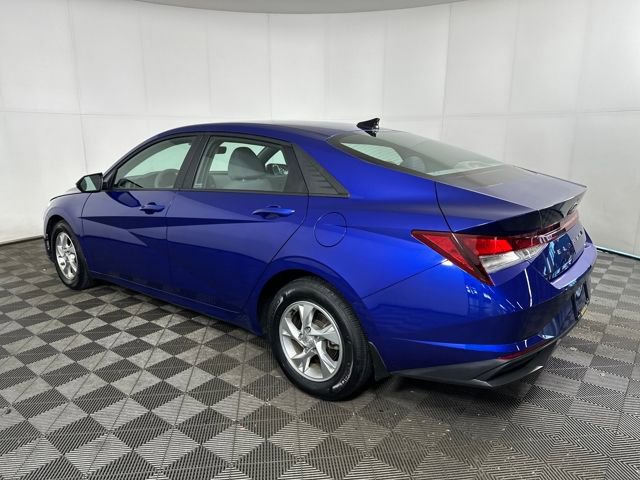 Certified 2023 Hyundai Elantra SE image 5