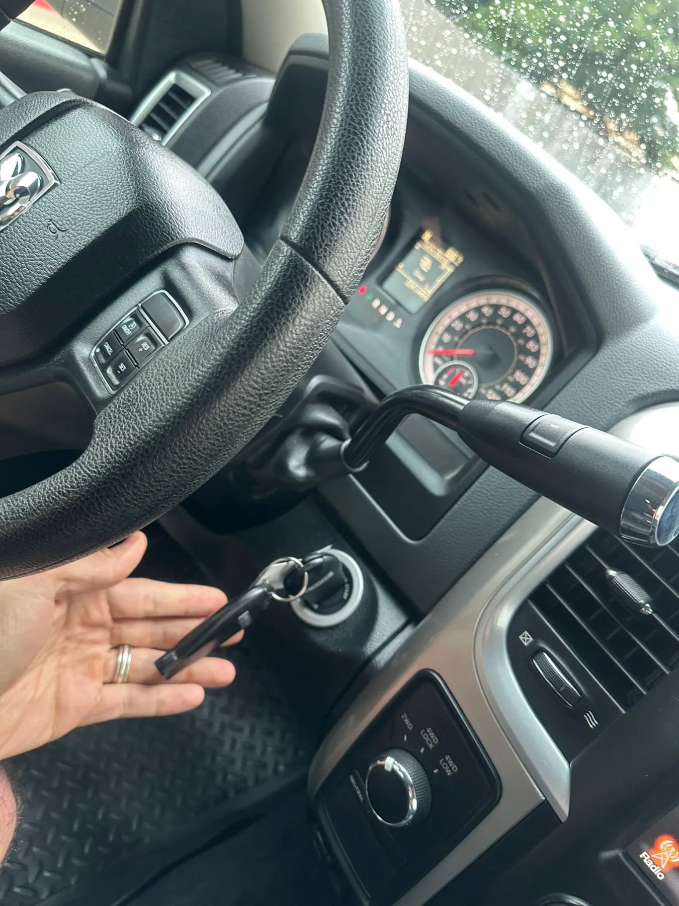 Used 2016 RAM 2500 SLT AWD/4WD image 35