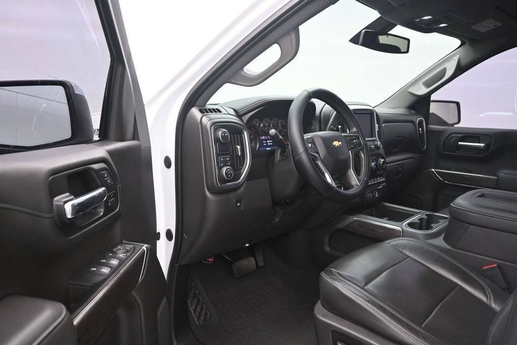 Used 2020 Chevrolet Silverado 1500 LTZ w/ LTZ Plus Package RWD image 10