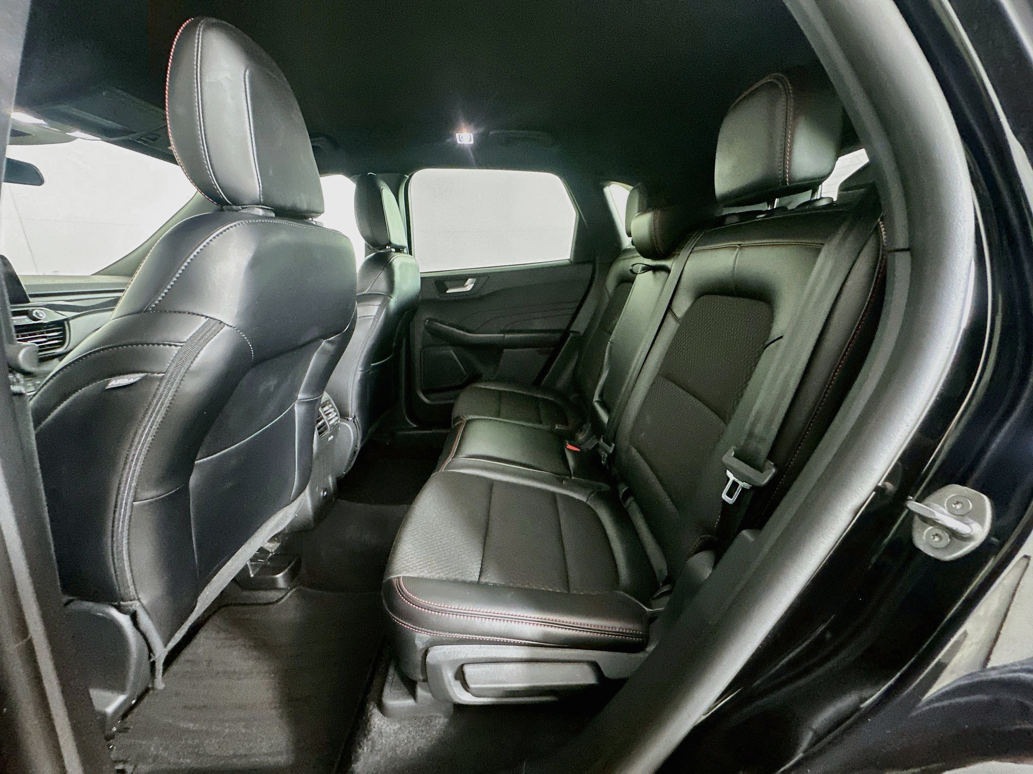 Used 2025 Ford Escape ST-Line FWD image 26