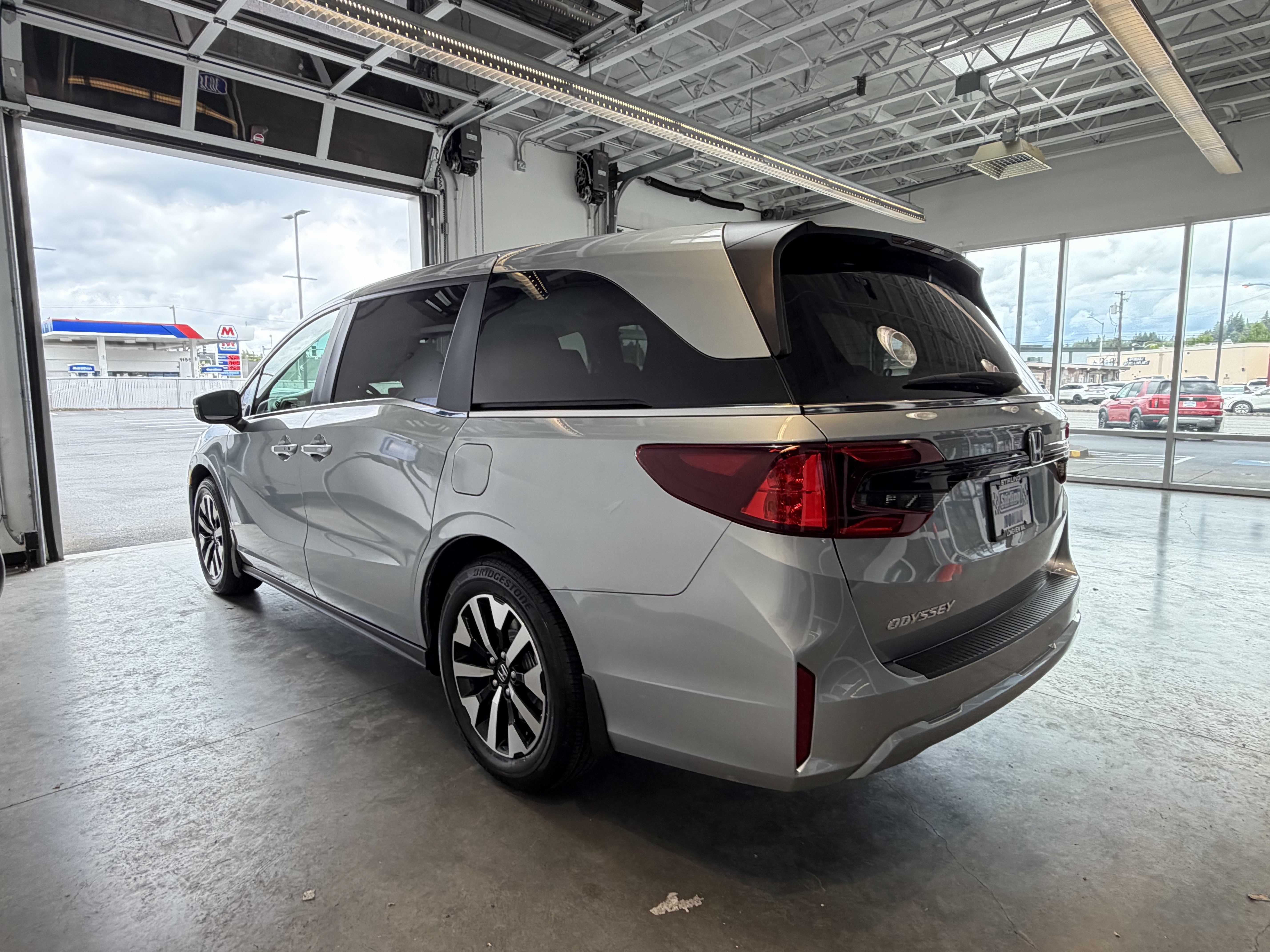 New 2026 Honda Odyssey EX-L image 5