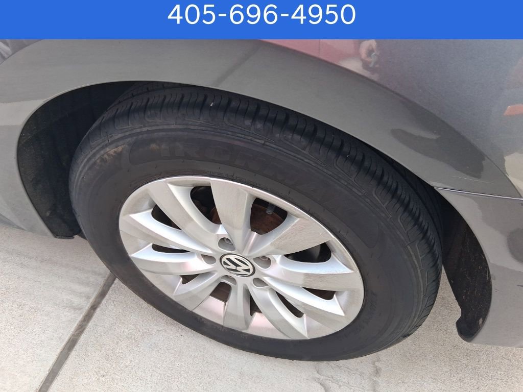 Used 2015 Volkswagen Passat 1.8T Wolfsburg Edition image 14