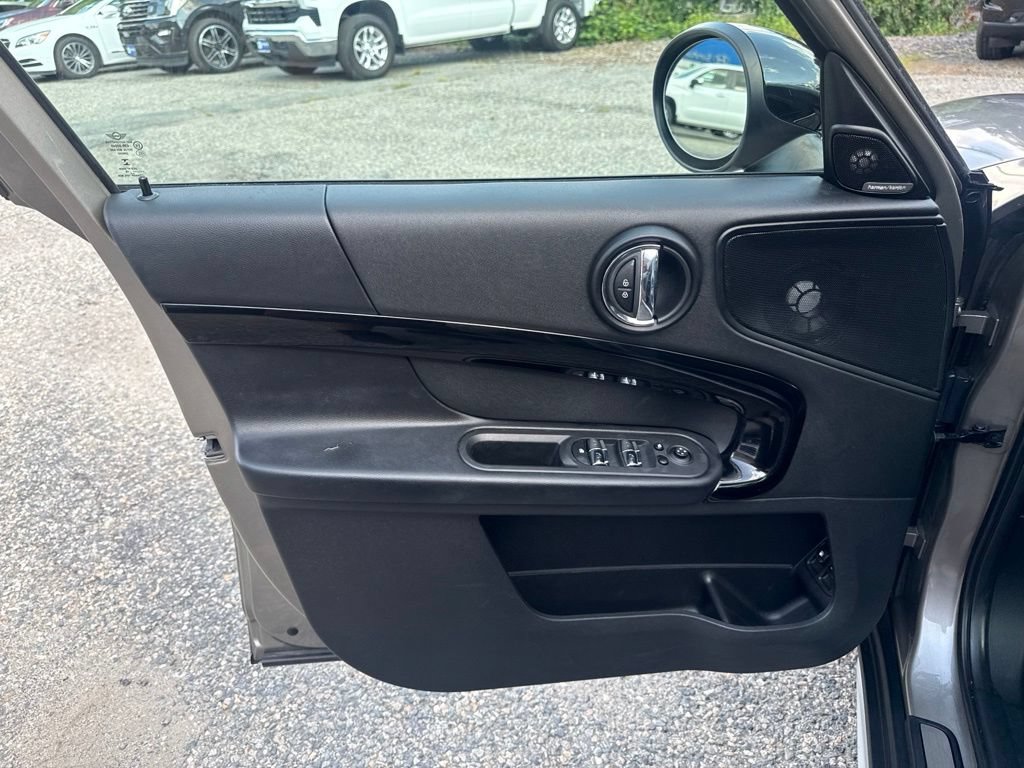 Used 2019 MINI Cooper Countryman SE w/ Premium Package AWD/4WD image 12