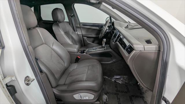 Used 2017 Porsche Macan image 23