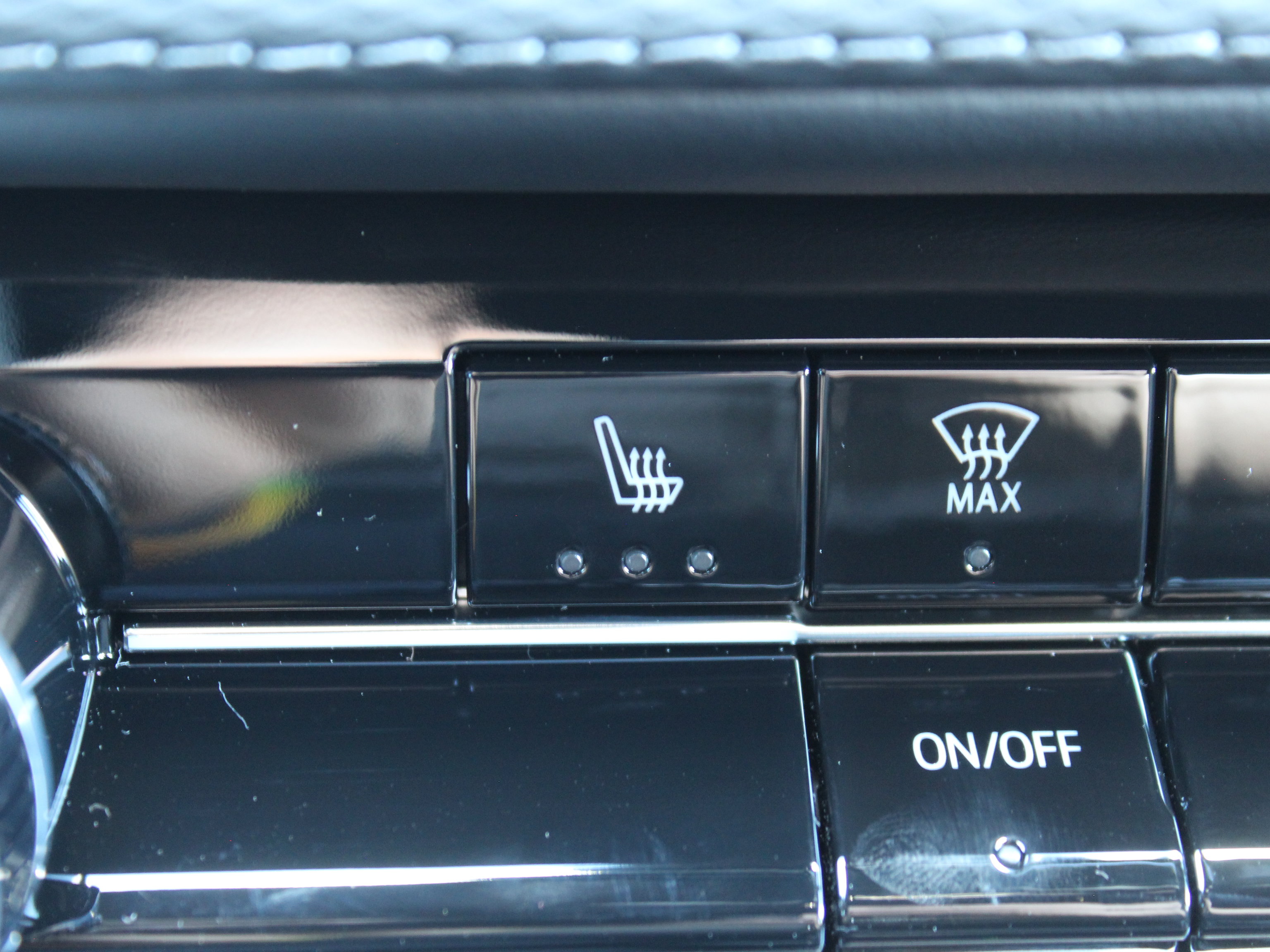 New 2026 Chevrolet Equinox LT w/ Safety and Technology Package FWD image 13