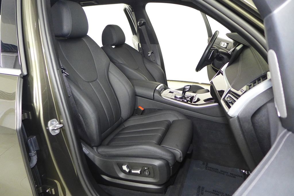Used 2021 BMW X5 sDrive40i w/ Premium Package image 19