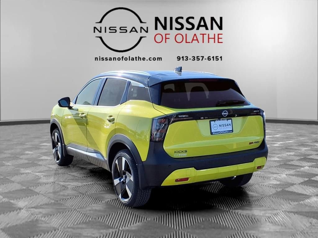 Certified 2025 Nissan Kicks SR image 3