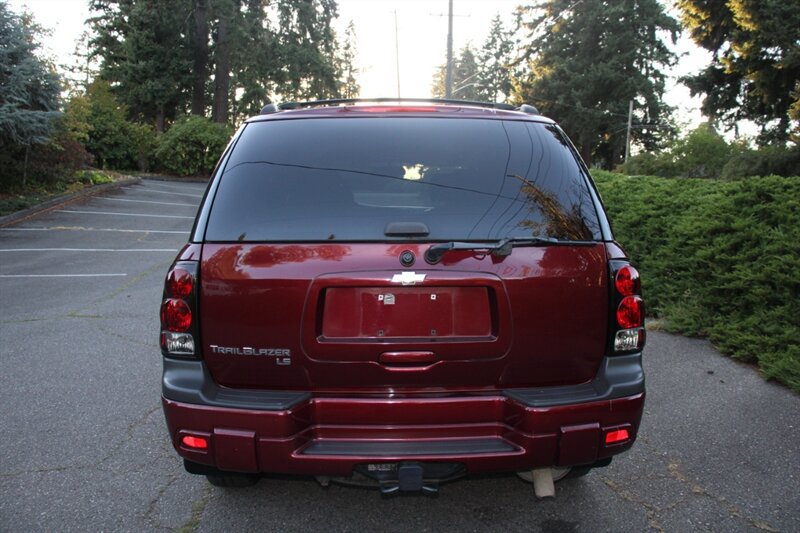 Used 2005 Chevrolet TrailBlazer LS w/ LS Preferred Equipment Group AWD/4WD image 10