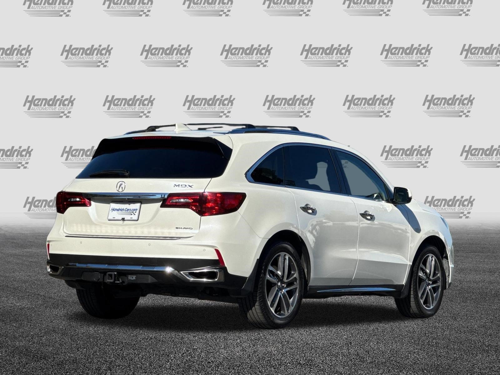 Used 2017 Acura MDX w/ Advance Package AWD/4WD image 5