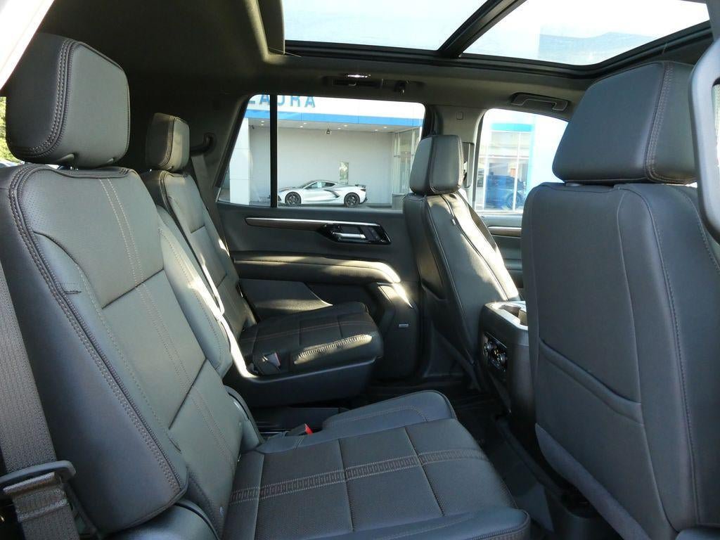 New 2026 Chevrolet Tahoe High Country AWD/4WD image 13