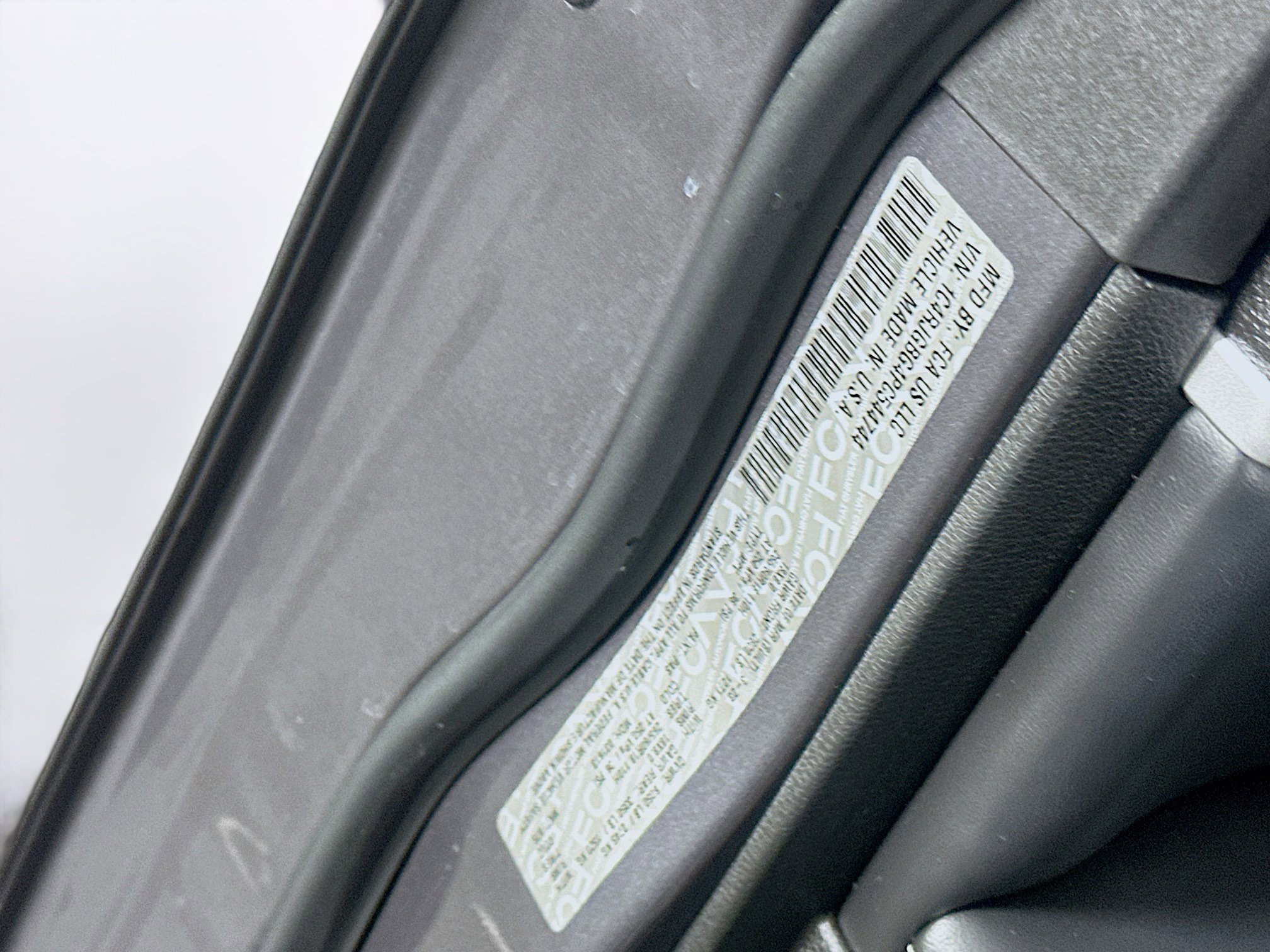 Used 2023 Jeep Grand Cherokee Limited w/ Luxury Tech Group II image 12