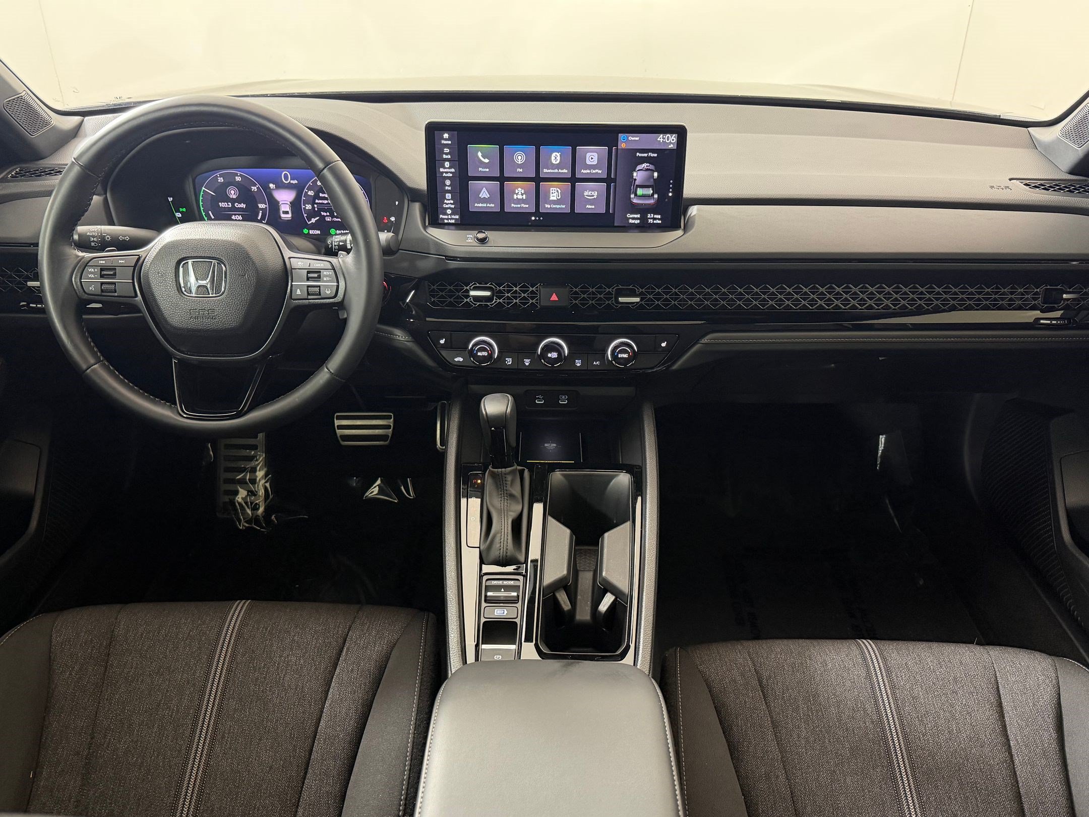 Used 2025 Honda Accord Sport image 14