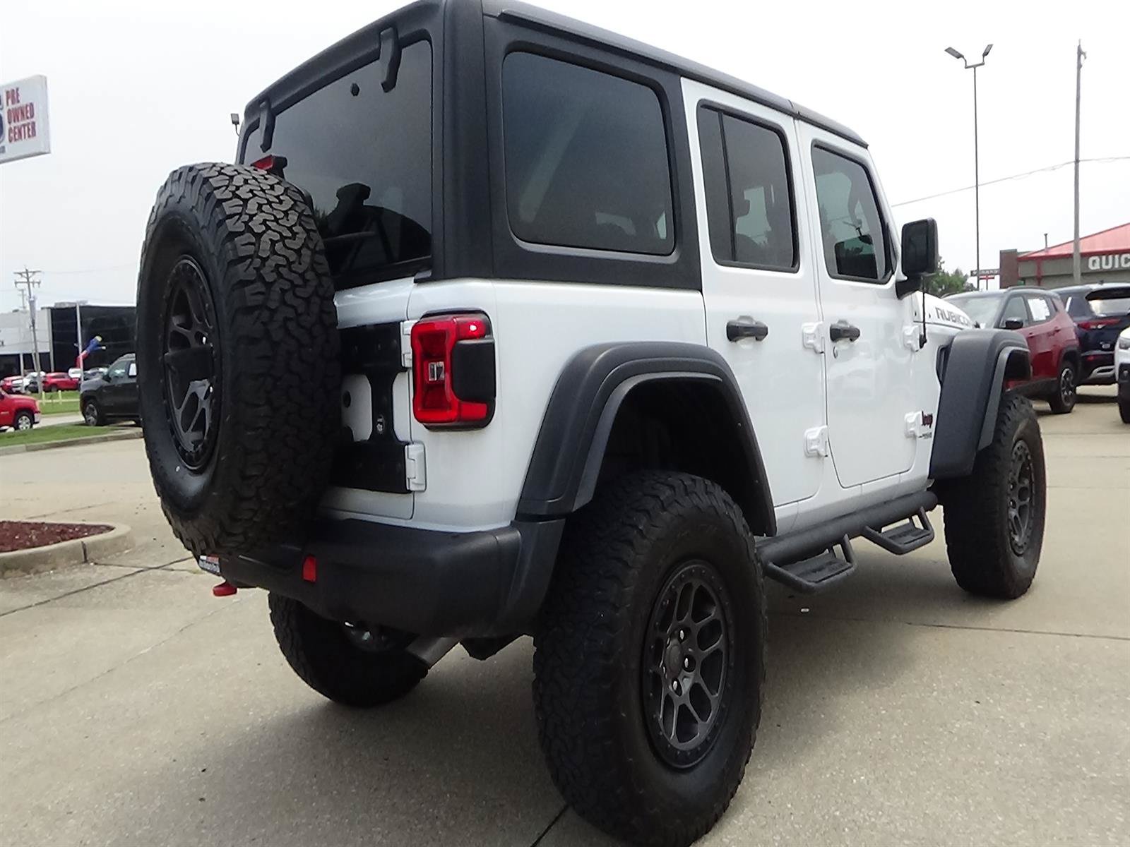 Certified 2022 Jeep Wrangler Unlimited Rubicon w/ Xtreme Recon 35" Tire Package AWD/4WD image 6
