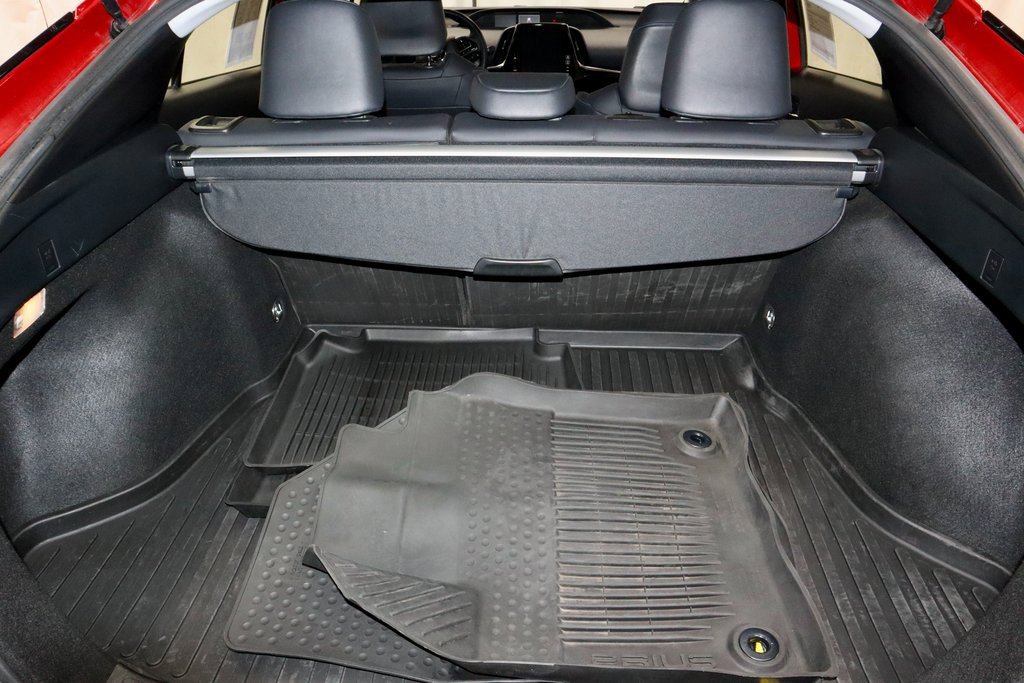 Used 2022 Toyota Prius Limited image 15