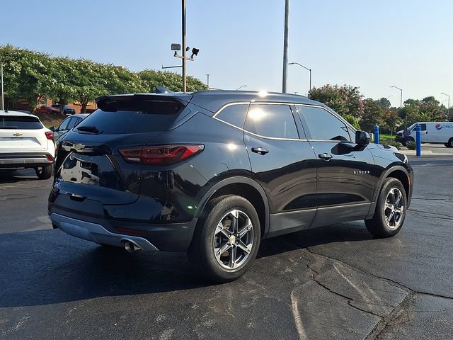 Used 2024 Chevrolet Blazer LT w/ Convenience Package FWD image 6
