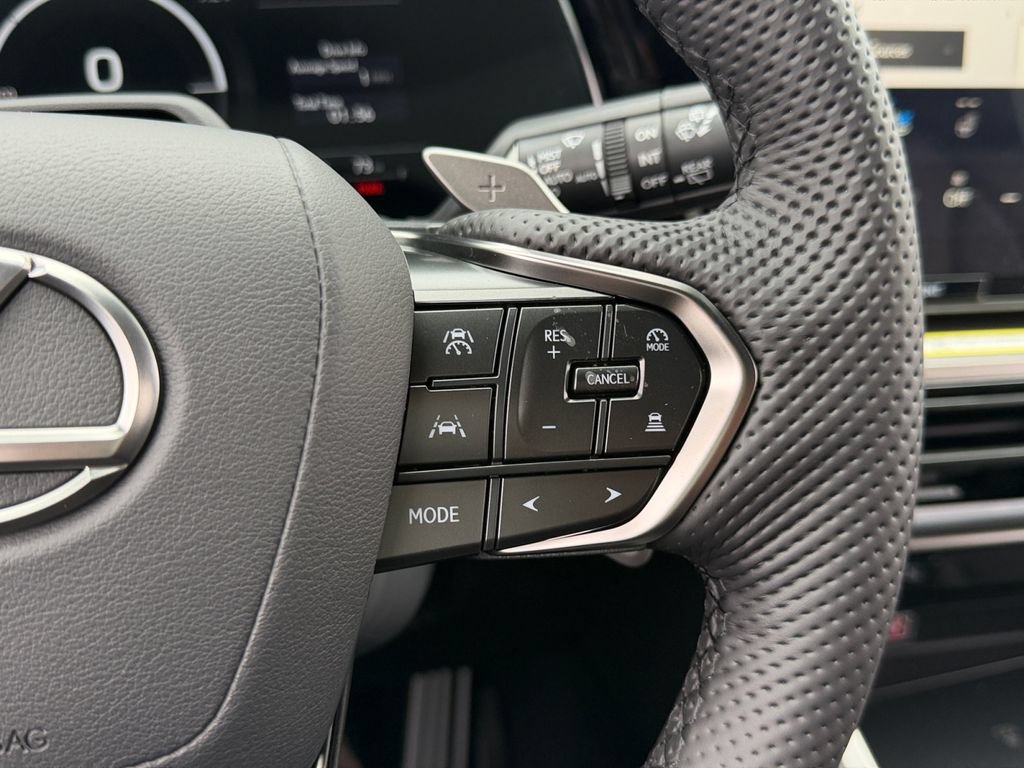 New 2026 Lexus TX 500h AWD image 16