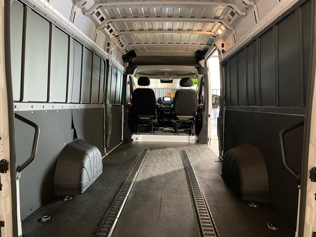 Used 2023 RAM ProMaster 3500 w/ Safety Group FWD image 14