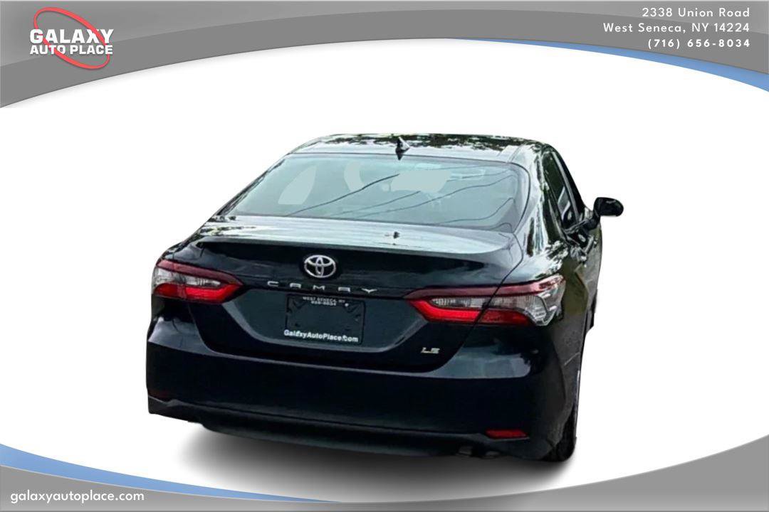 Used 2021 Toyota Camry LE FWD image 6