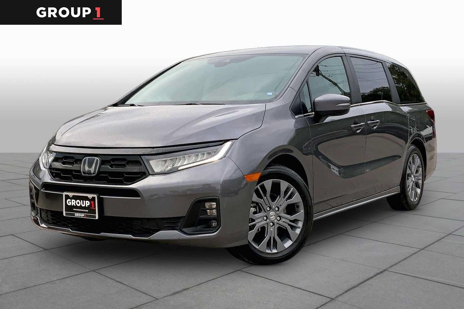 Used 2025 Honda Odyssey Touring image 1