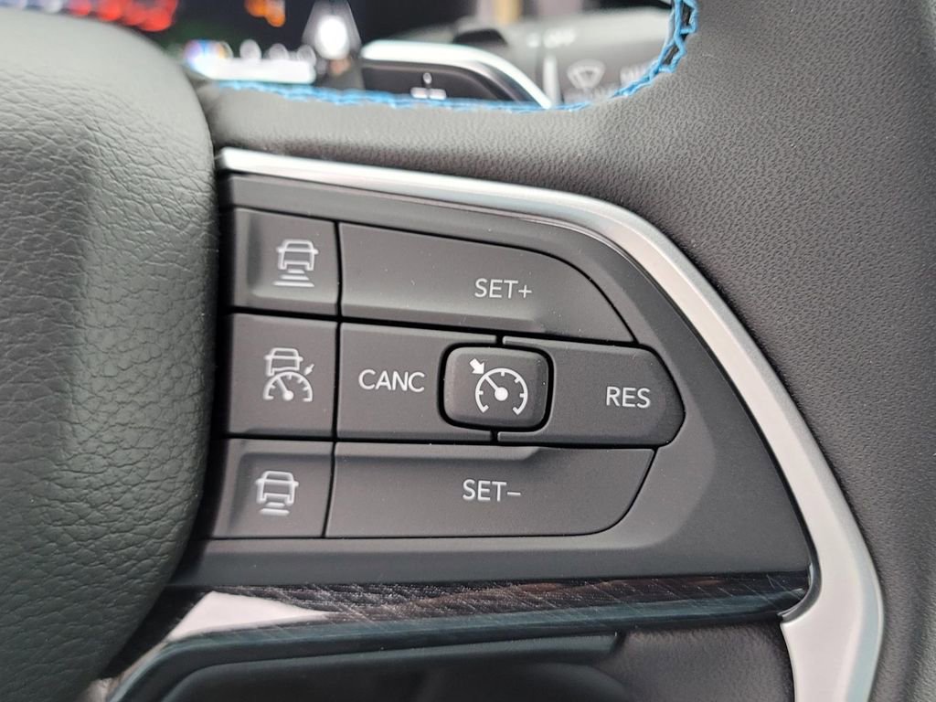New 2025 Jeep Grand Cherokee Trailhawk AWD/4WD image 38