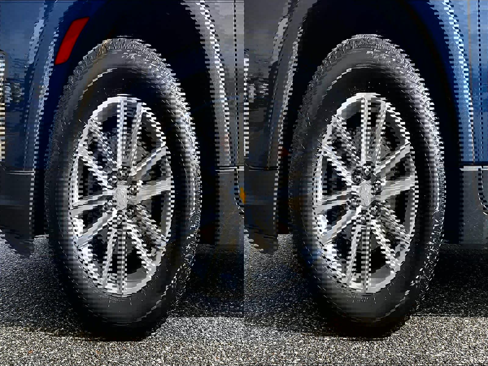 Certified 2022 Chevrolet Traverse LT w/ LPO, Floor Liner Package image 7