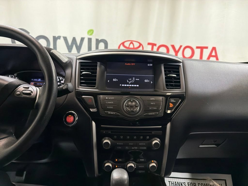 Used 2017 Nissan Pathfinder S AWD/4WD image 32