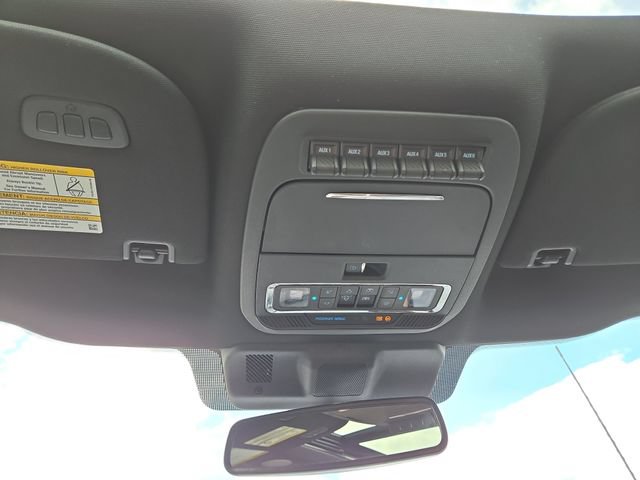 Used 2023 Ford F350 Platinum AWD/4WD image 28