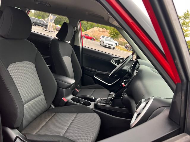 Used 2020 Kia Soul X-Line FWD image 31
