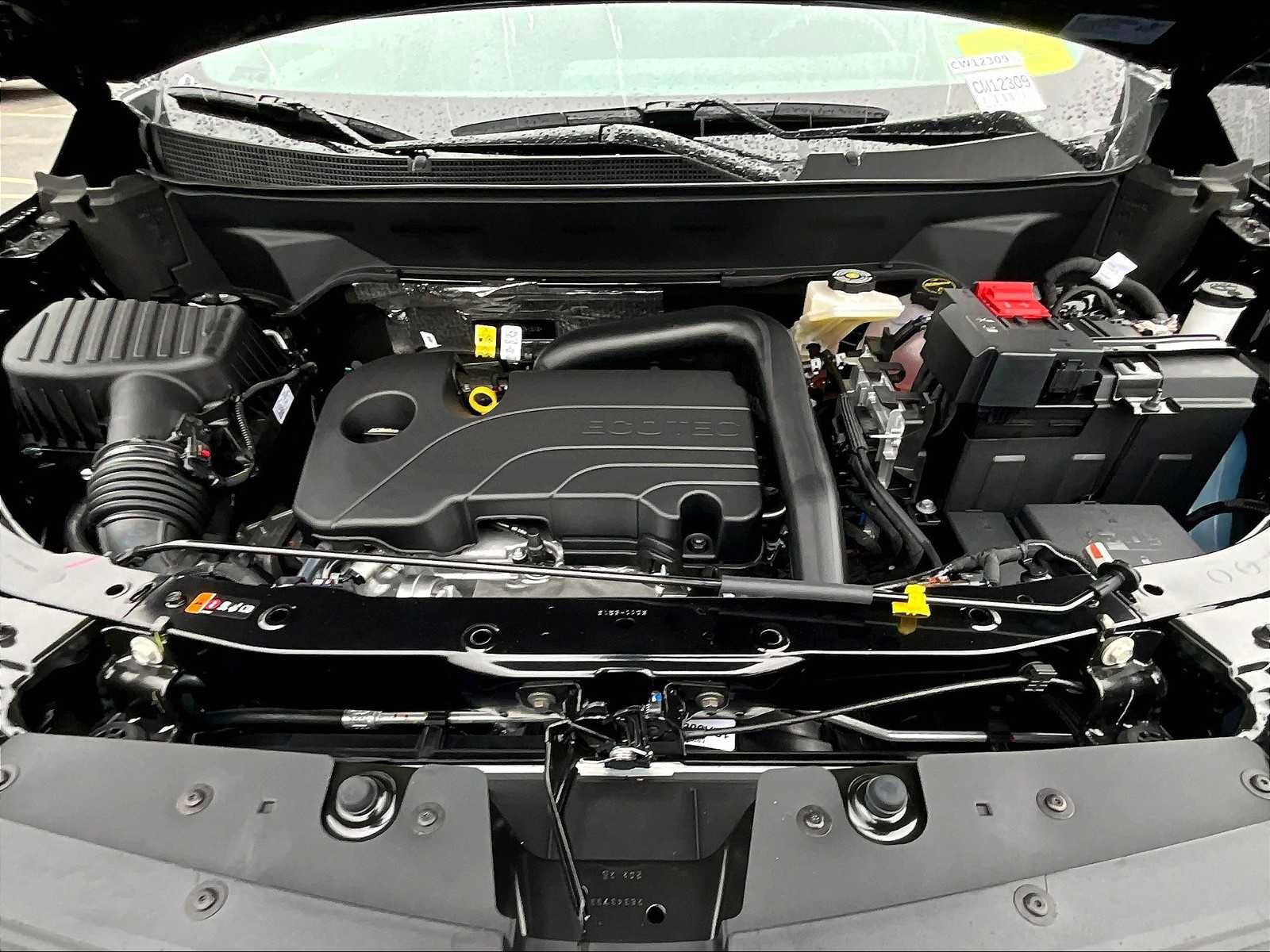 New 2026 Chevrolet Equinox LT w/ LPO, Floor Liner Package image 16